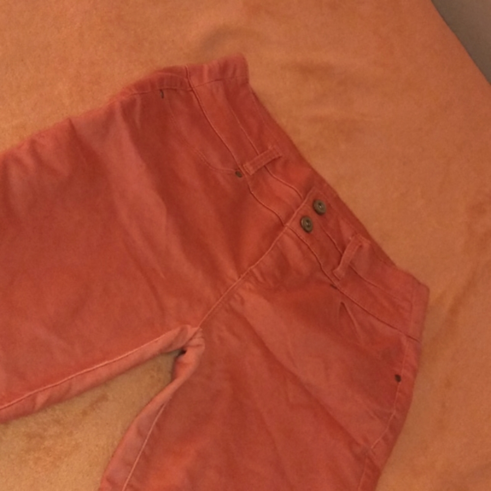 Love Fire size 7 pink pants